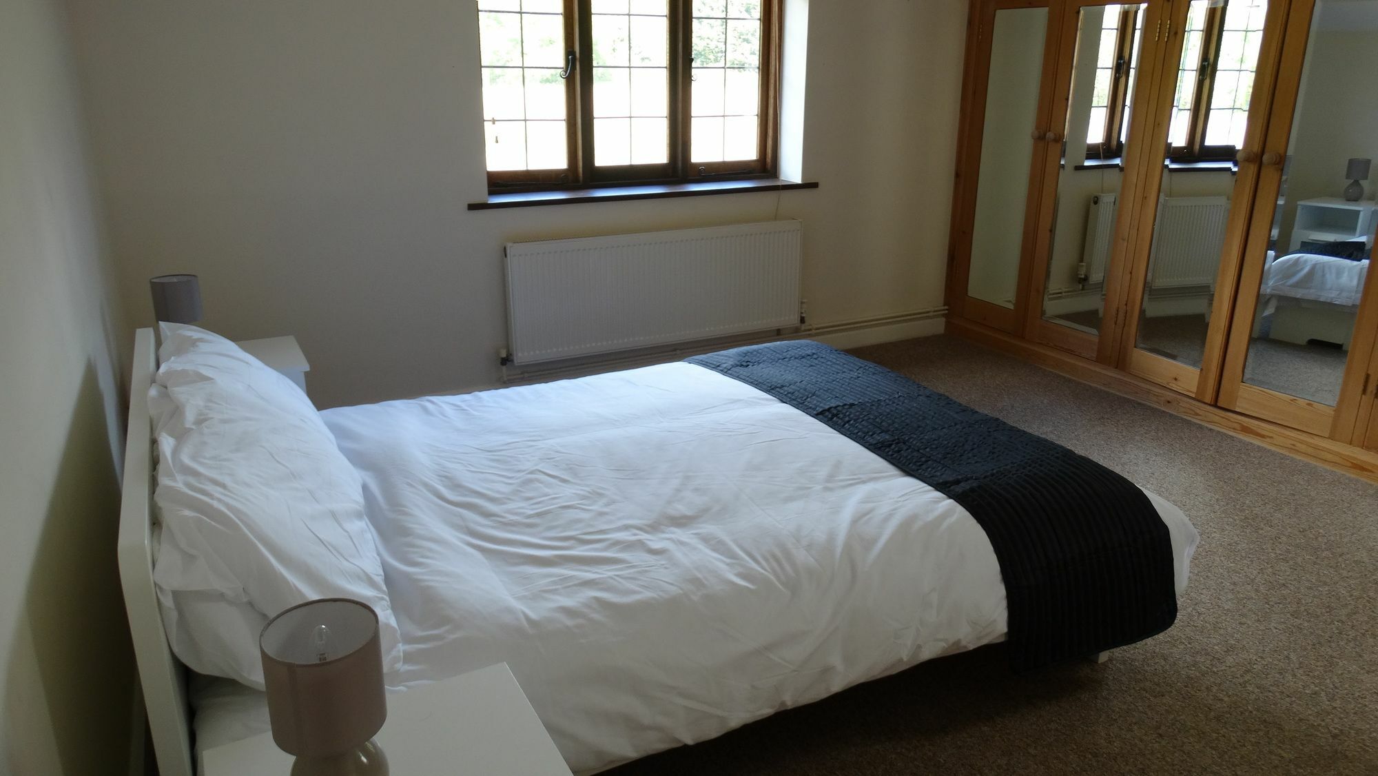 Little Foxes & Gatwick Airport Parking 3*